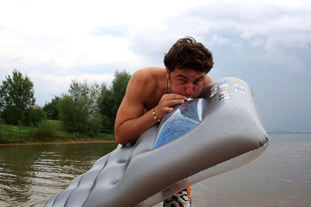 Steps On How To Repair An Air Mattress