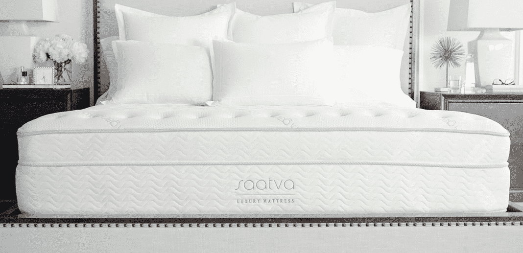 Organic cotton cover of the saatva bed