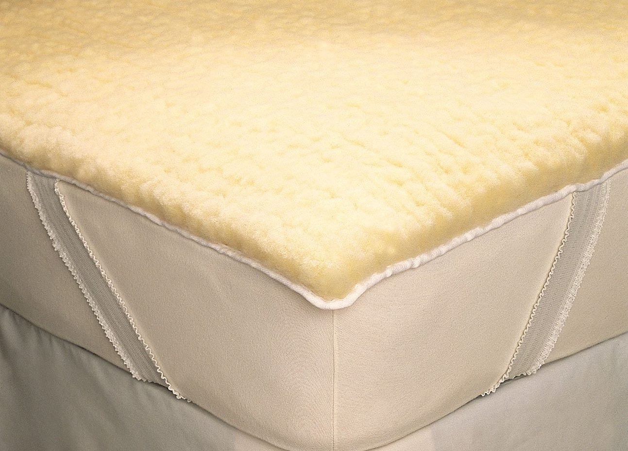 SnugSoft Deluxe Wool Mattress Cover